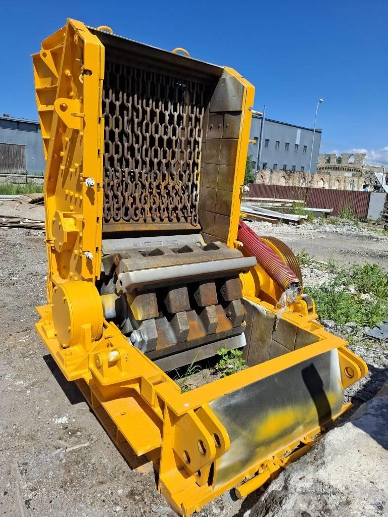 Terex Pegson 4242 SR Törőgépek
