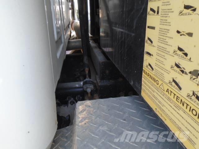 Mack GRANITE GR64B Billenő teherautók