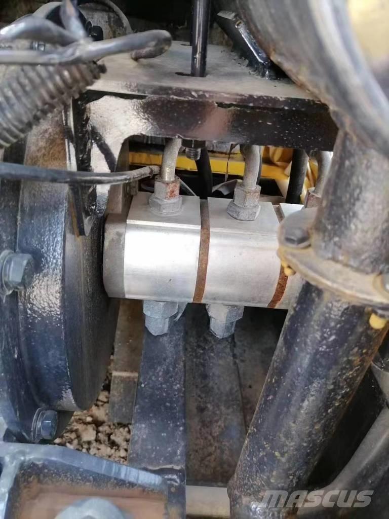 Komatsu PC18 Mini kotrók < 7t