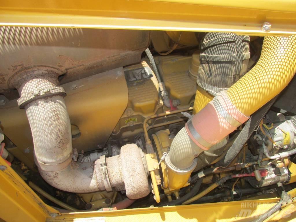 CAT D 8 T lánctalpas dózerek