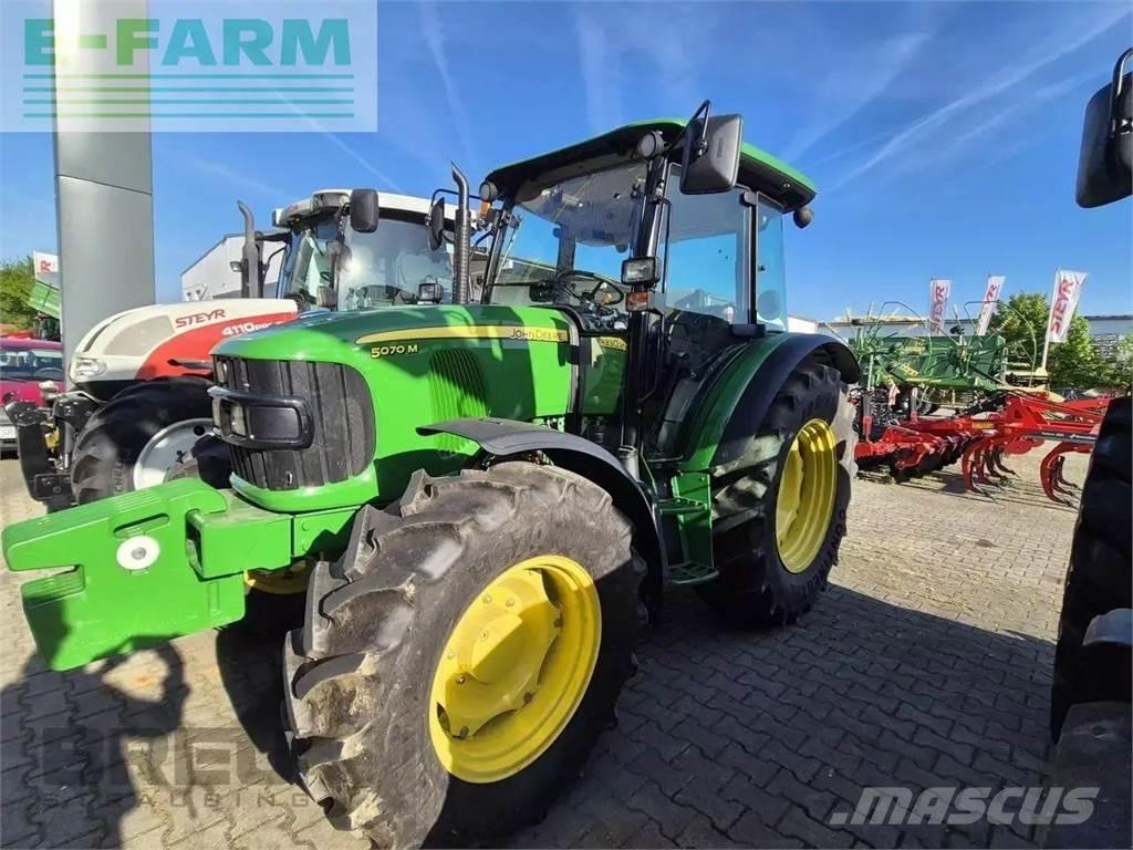 John Deere 5070 m Traktorok