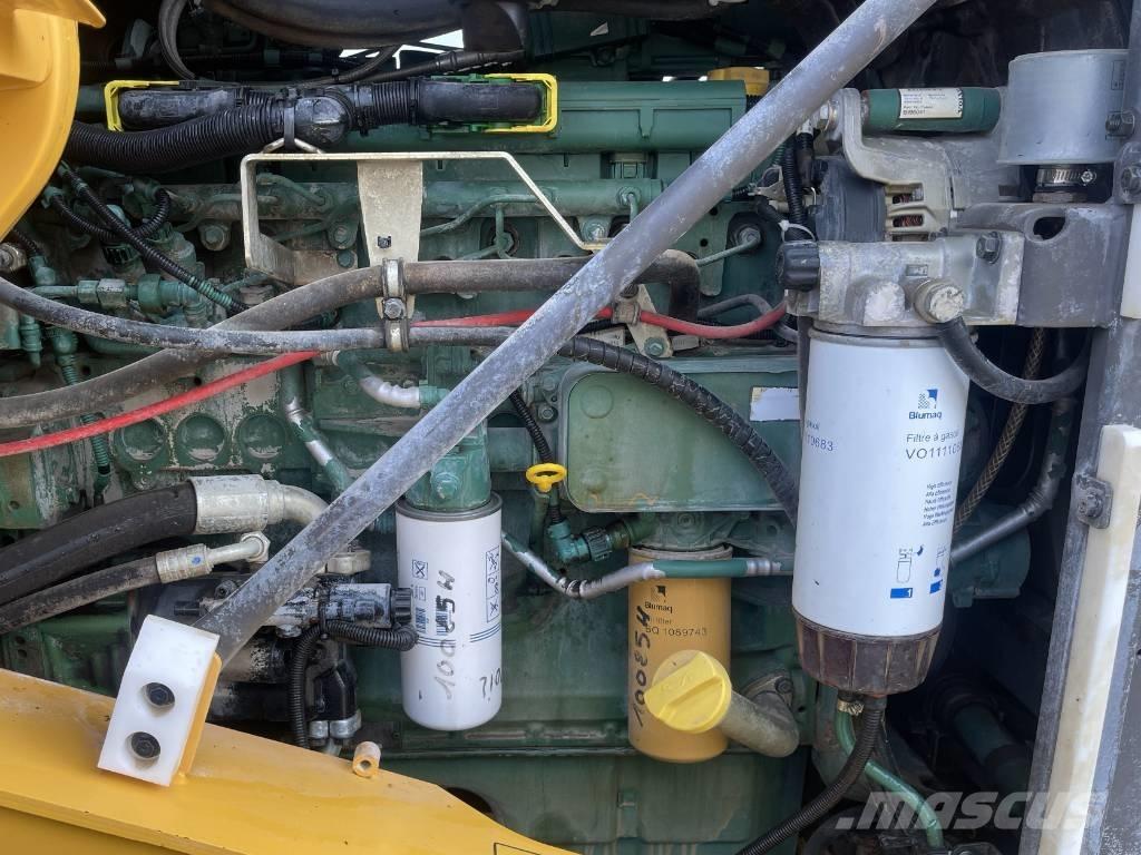 Volvo L 60 G Gumikerekes homlokrakodók