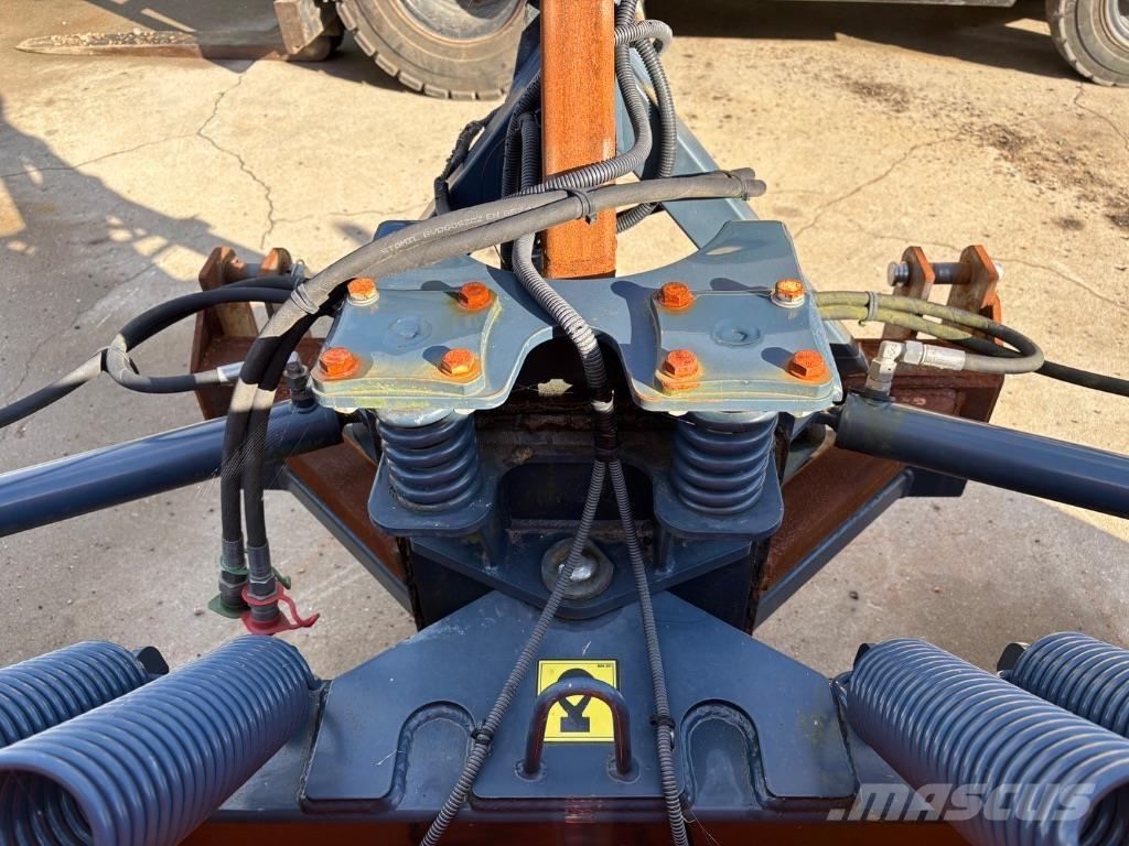  Ozamet  TR32 Hóeltakarítók