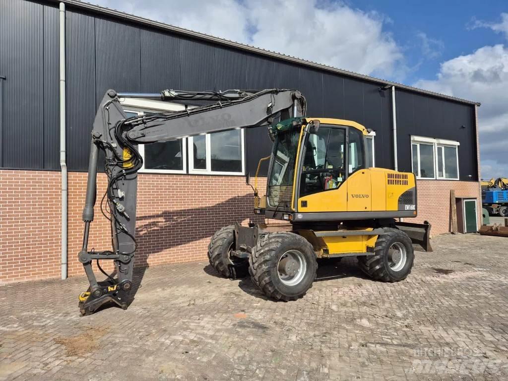 Volvo EW160C Gumikerekes kotrók