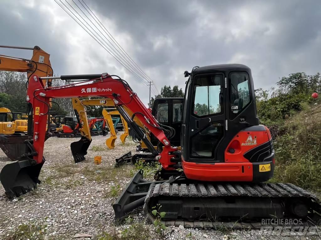 Kubota U 55 Közepes (midi) kotrók 7 t - 12 t