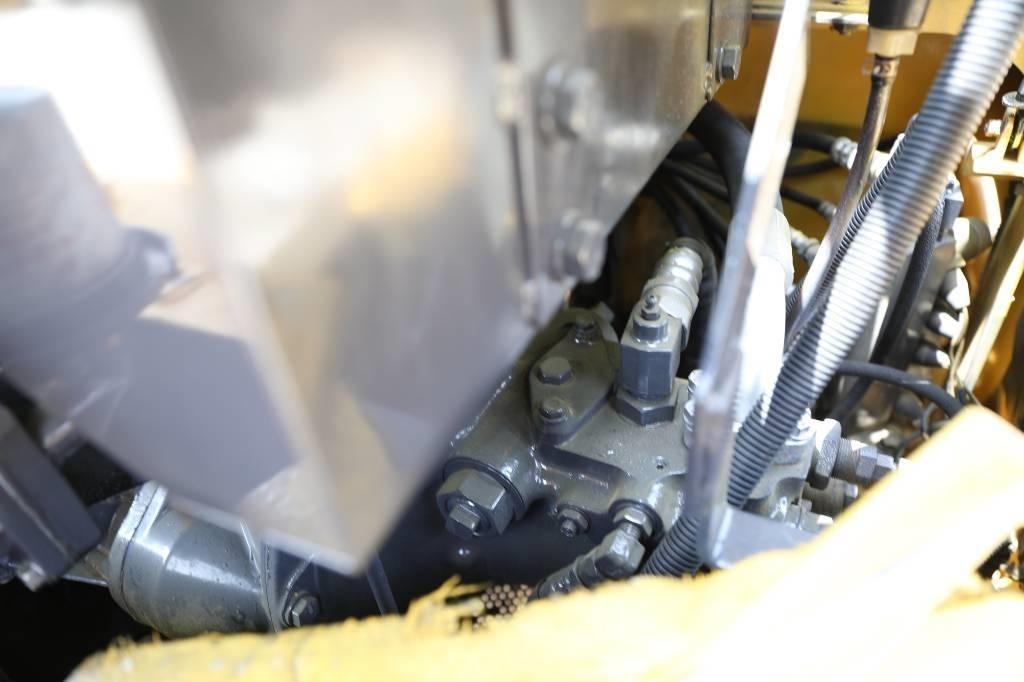 Komatsu PC 60-7 Mini kotrók < 7t