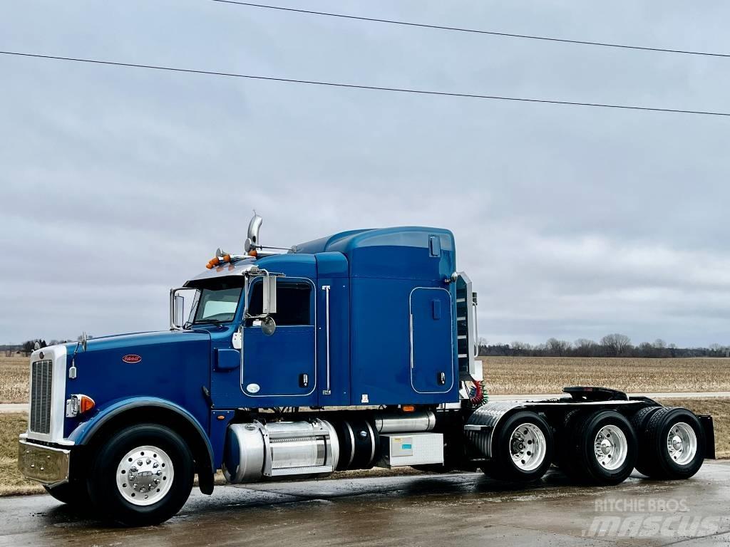 Peterbilt 367 Nyergesvontatók