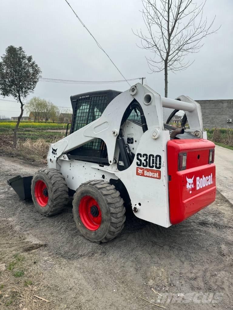 Bobcat S 300 Kompaktrakodók
