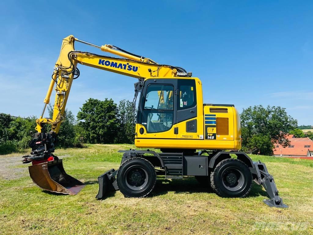 Komatsu PW 148-10 Gumikerekes kotrók