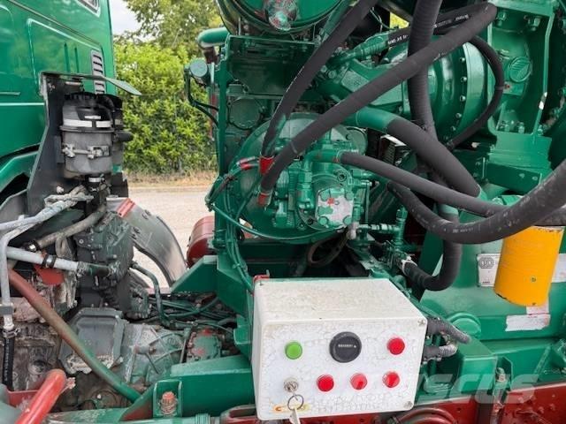 Iveco Trakker 440 Betonkeverők/Betonpumpák