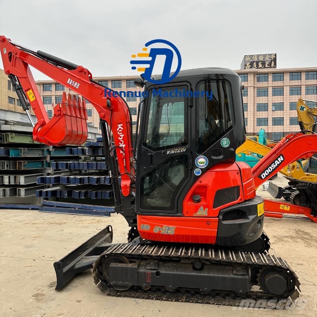 Kubota U 35 Mini kotrók < 7t
