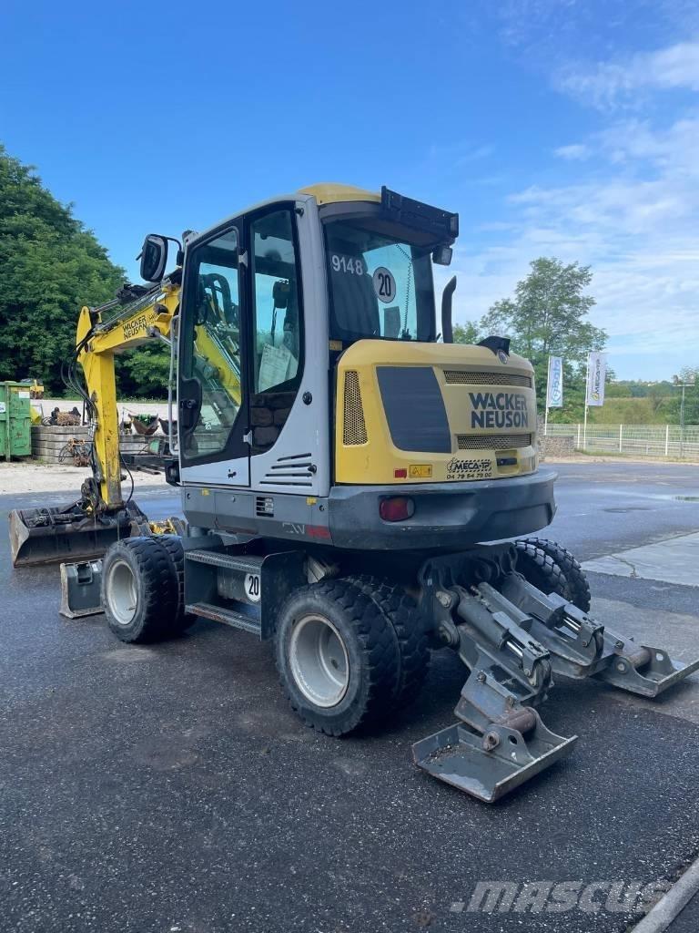 Wacker Neuson W65 Gumikerekes kotrók