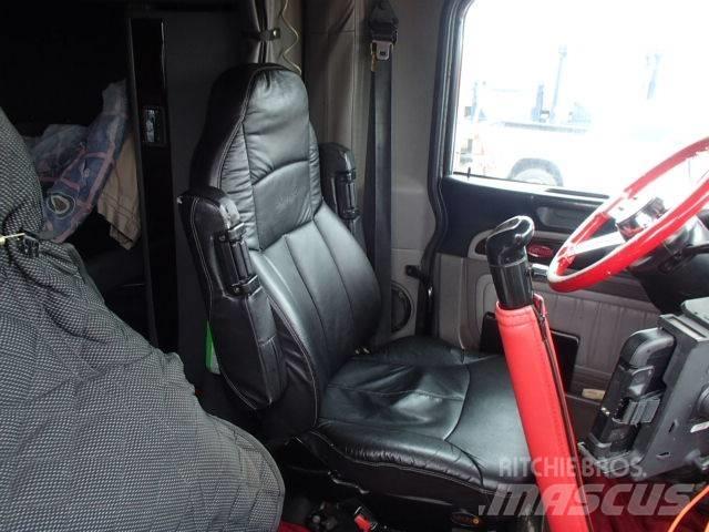 Peterbilt 388 Nyergesvontatók