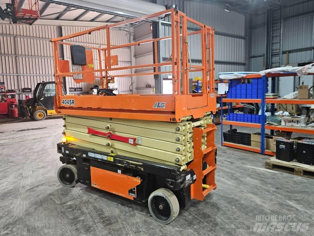 JLG 4045R Ollós emelők