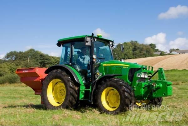 John Deere JD5100R Traktorok