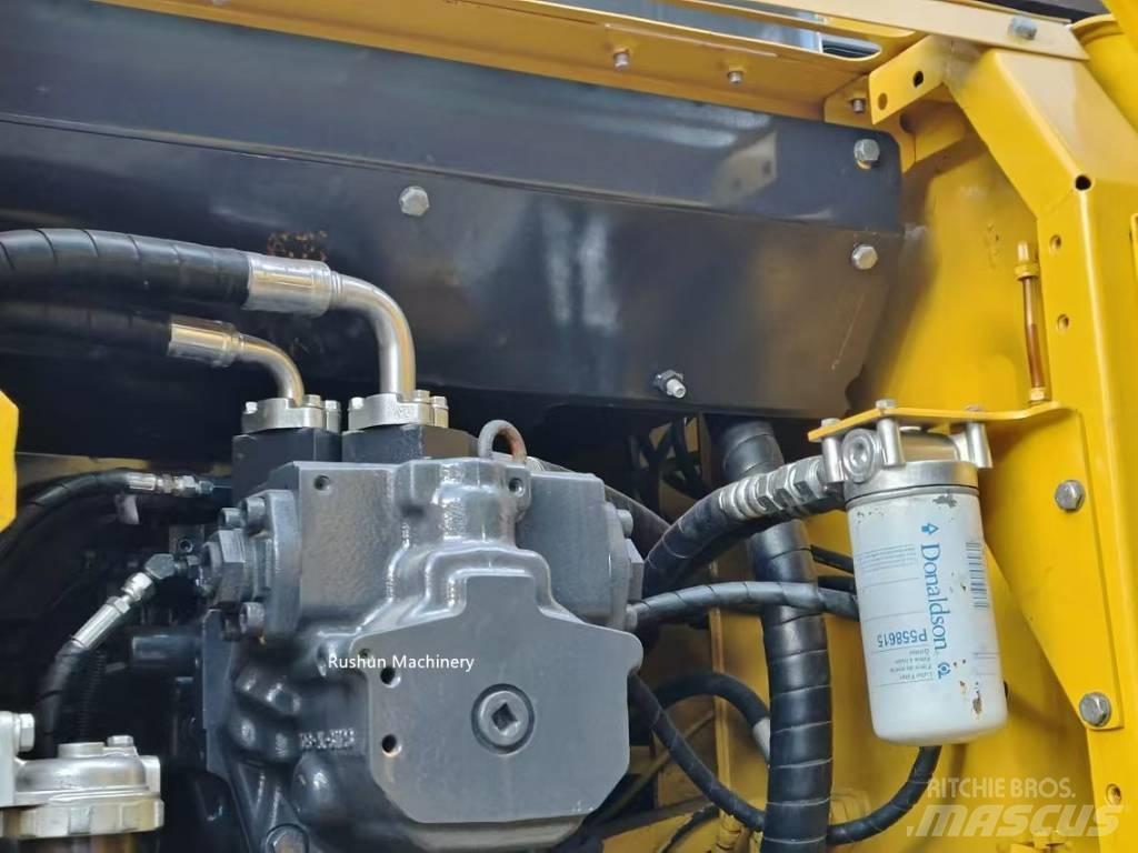 Komatsu PC 220-7 Lánctalpas kotrók