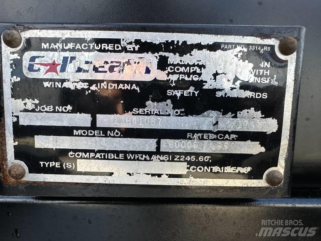 Mack GU813 Multifunkciós teherautók