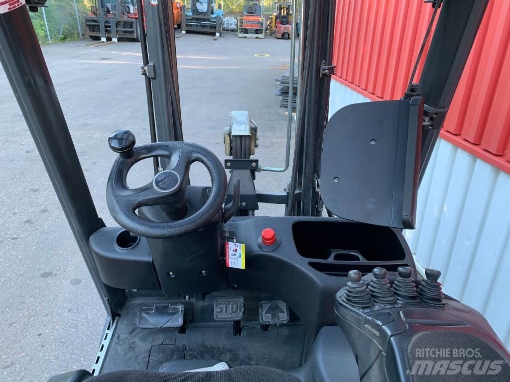 Linde E16C-02 Elektromos targoncák