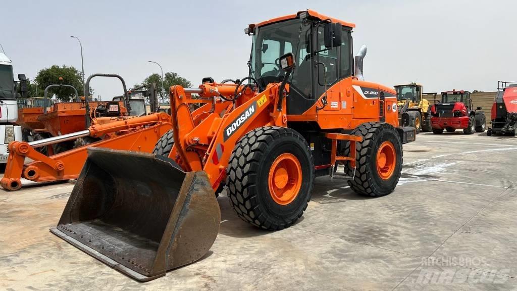 Doosan DL 200-5 Mini homlokrakodók