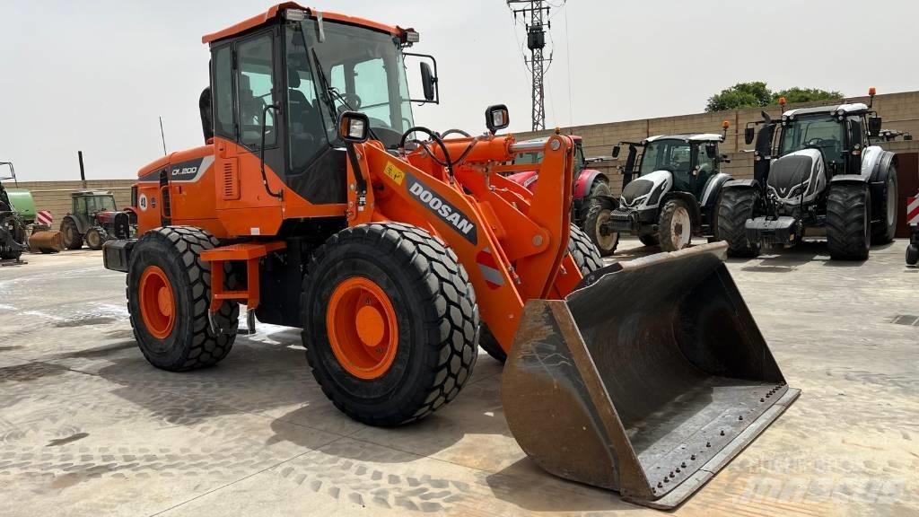 Doosan DL 200-5 Mini homlokrakodók