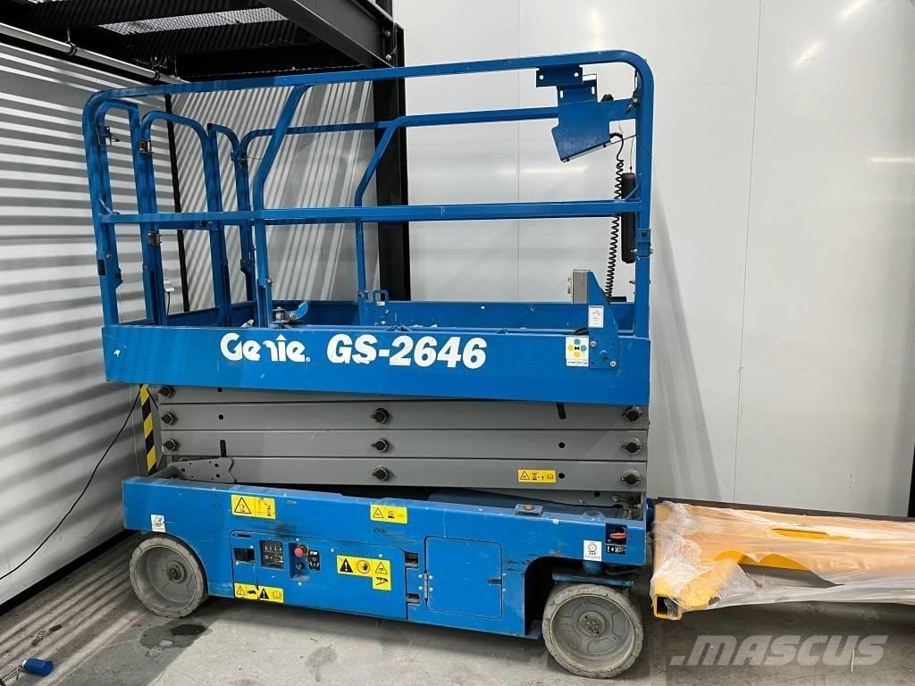 Genie 2646 Ollós emelők