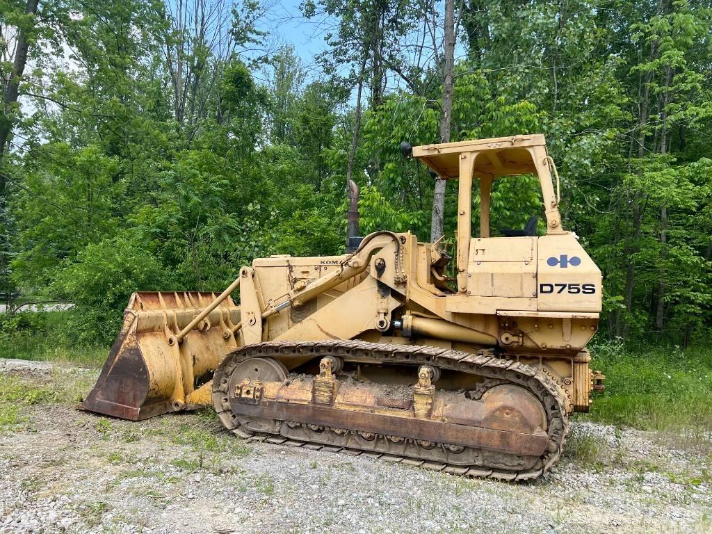 Komatsu D 75 S Lánctalpas homlokrakodók