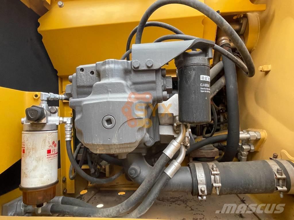 Komatsu PC 240-8 Lánctalpas kotrók