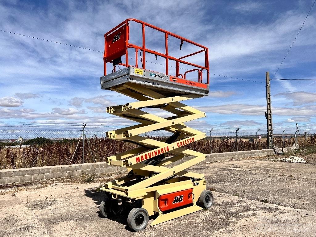 JLG 3246 ES Ollós emelők