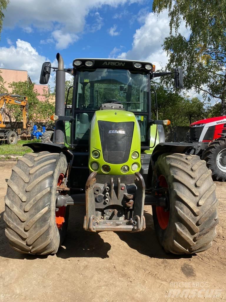 CLAAS Arion 640 Traktorok
