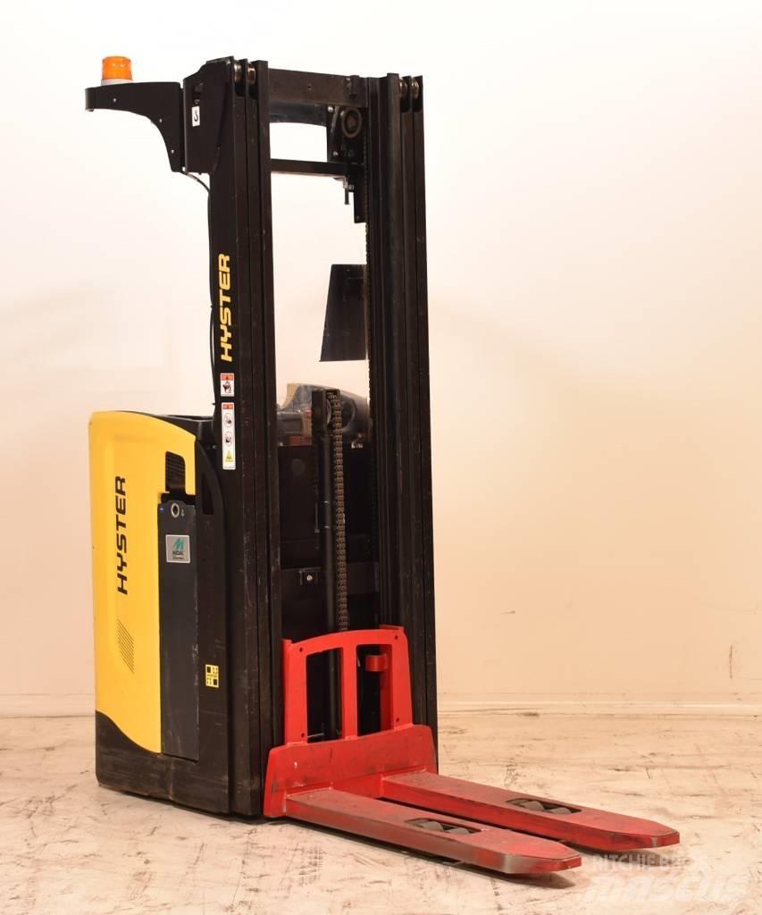 Hyster RS1.6-24 Elektromos gyalogkíséretű targoncák