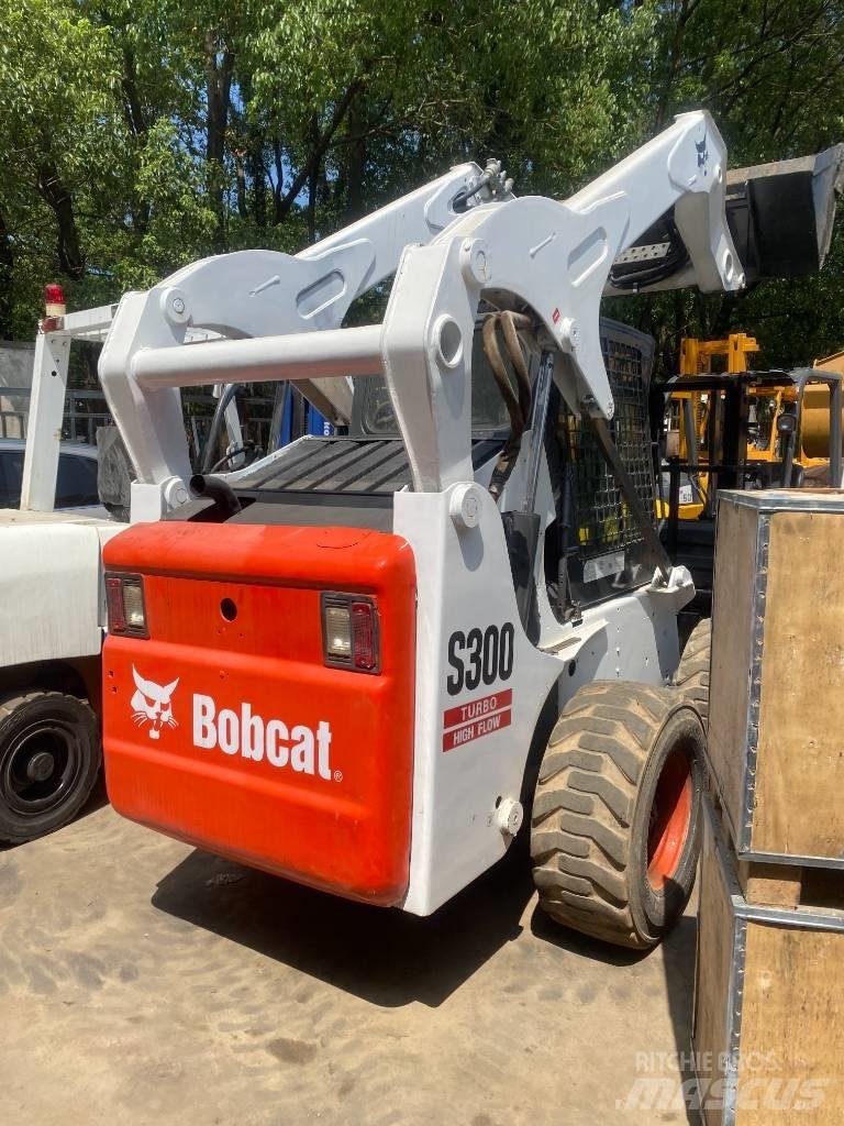 Bobcat S 300 Kompaktrakodók