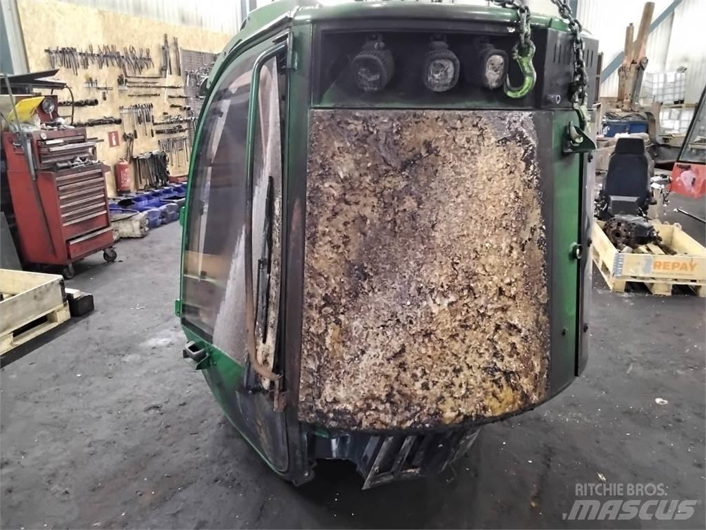 John Deere 1470G Vezetőfülke és belső tartozékok