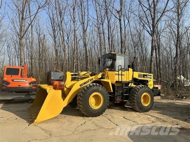 Komatsu WA380 Gumikerekes homlokrakodók