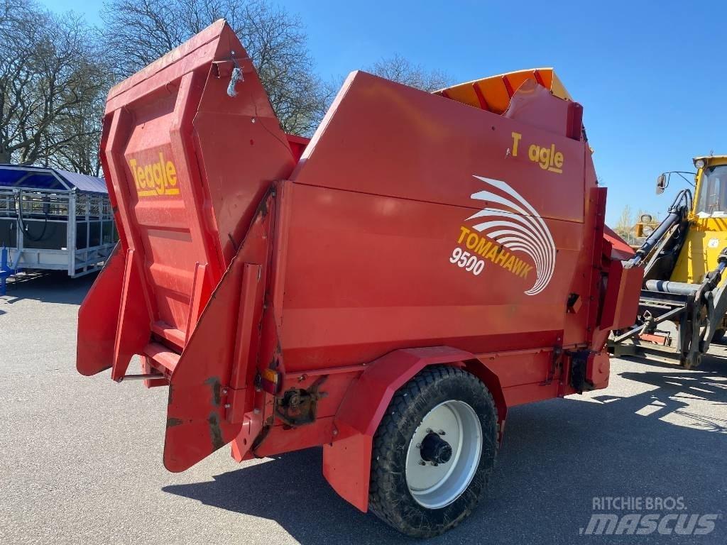 Tomahawk Teagle 9500 Bála aprító, vágó, csomagoló
