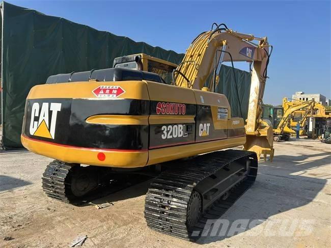 CAT 320 B Lánctalpas kotrók
