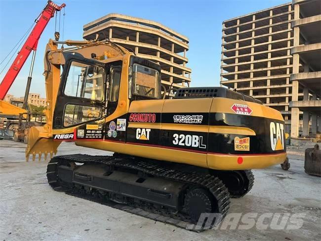 CAT 320 B Lánctalpas kotrók