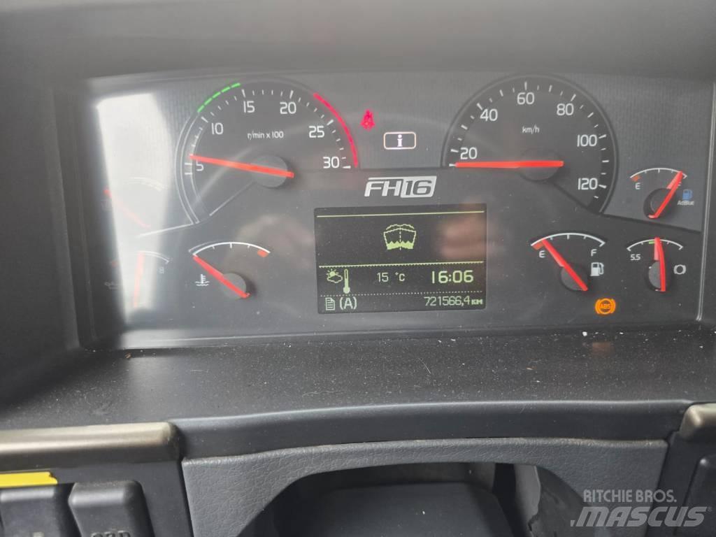 Volvo FH16 Rönkszállító teherautók