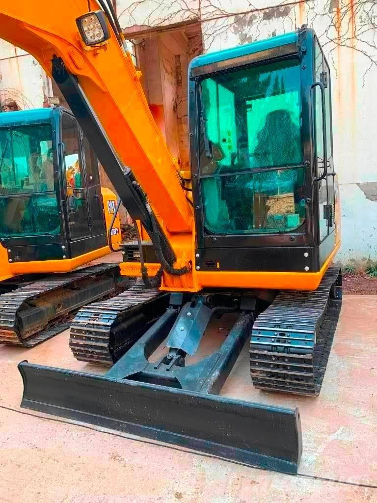 Carter 305.5E2 Lánctalpas kotrók