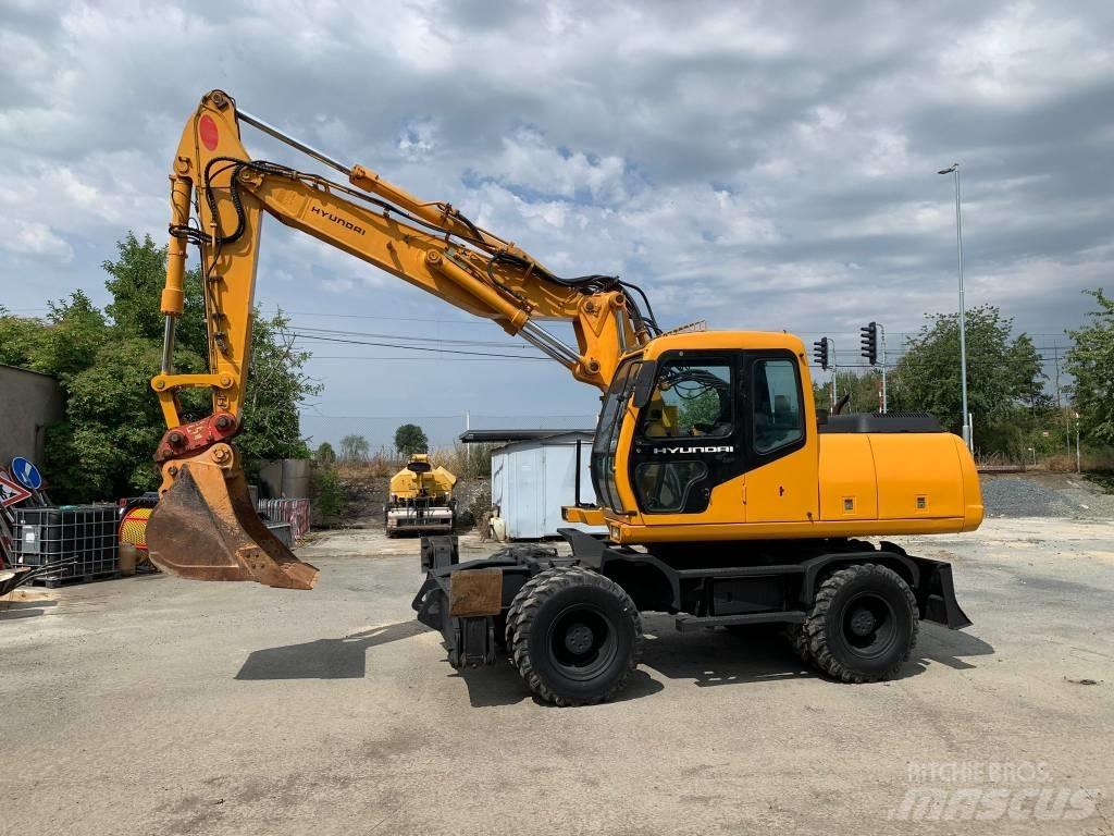 Hyundai ROBEX 170W-3 Gumikerekes kotrók
