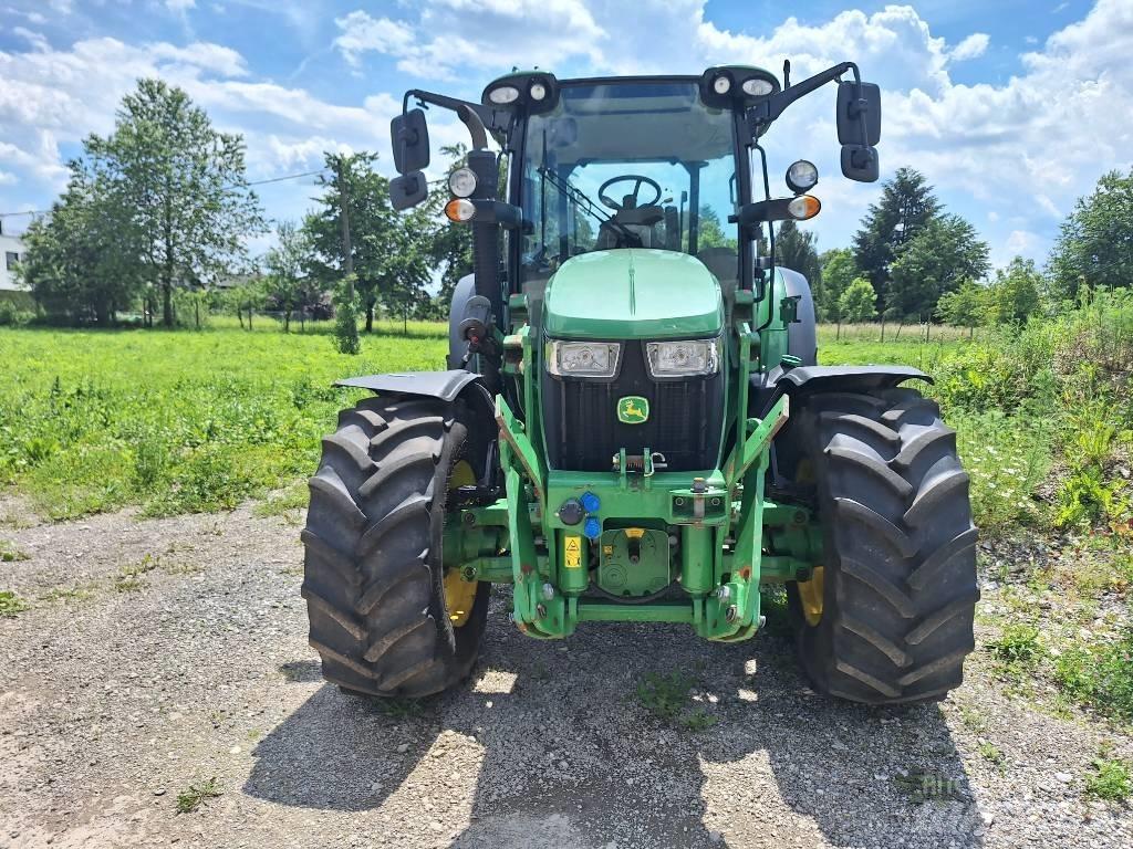 John Deere 5125R Traktorok