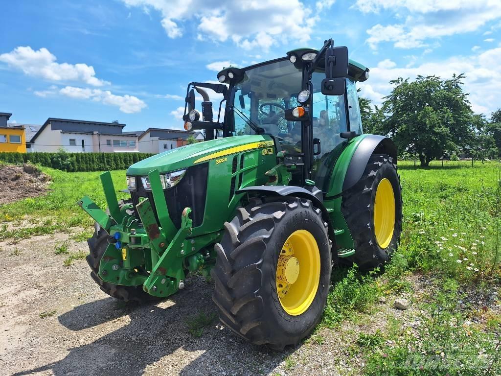 John Deere 5125R Traktorok