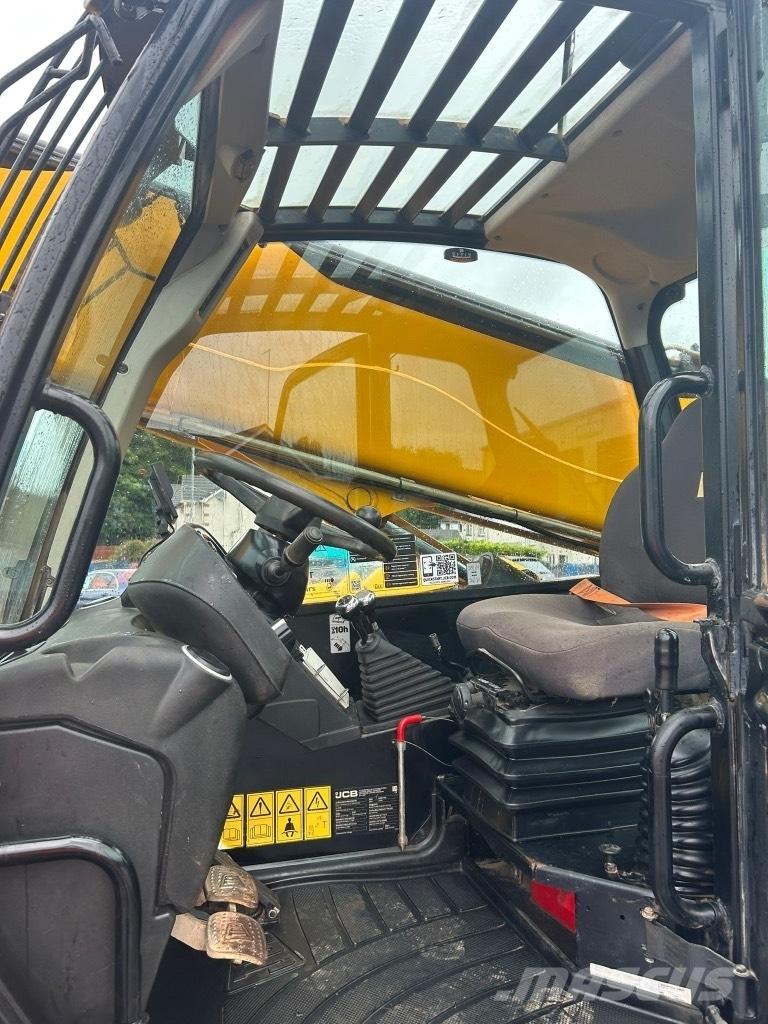 JCB 540-140 Sway / AC Teleszkópos rakodók