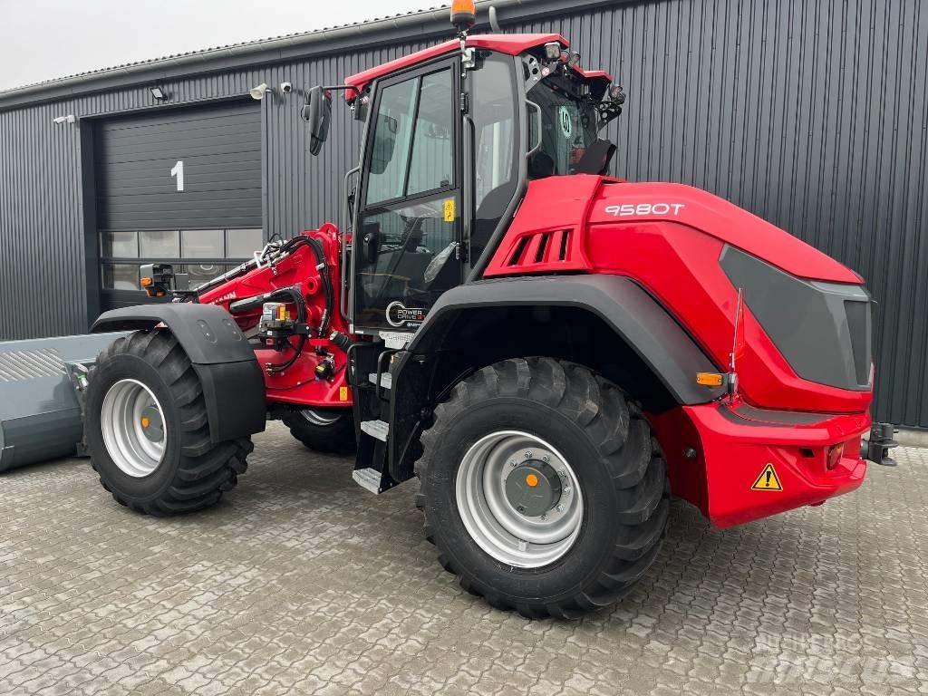 Weidemann 9580 T Teleszkópos gumikerekes rakodók