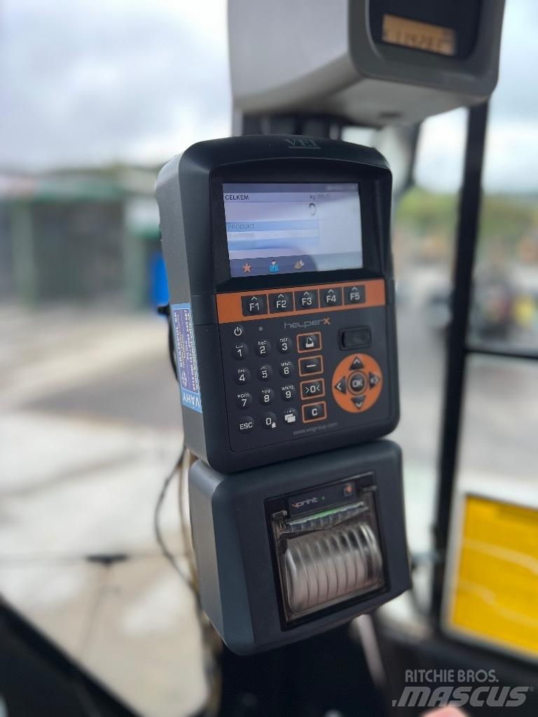 CAT 962 H Gumikerekes homlokrakodók