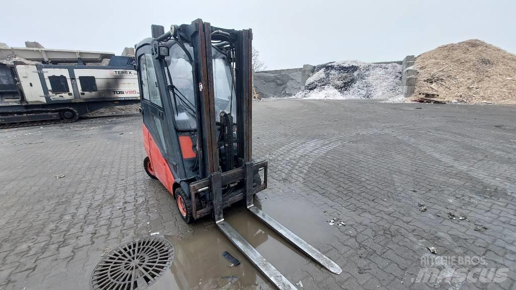 Linde H 16 Gázüzemű targoncák