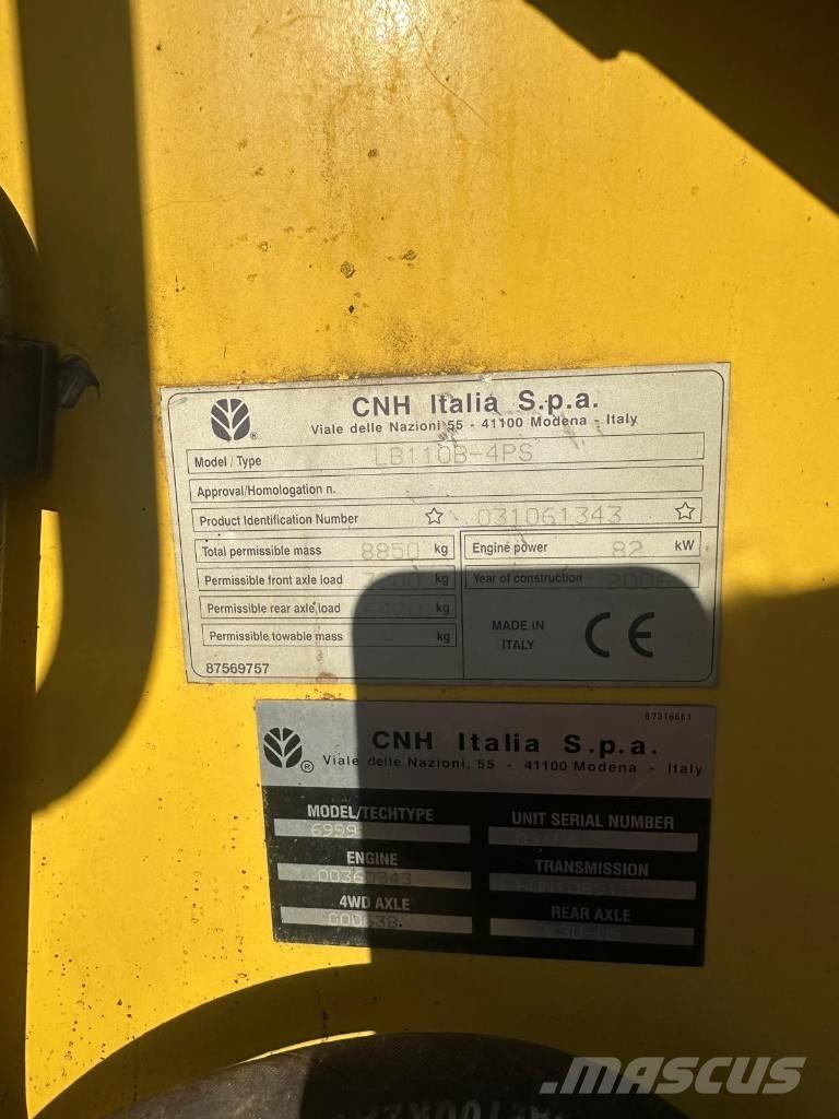 New Holland LB 110 B Vezetőfülke és belső tartozékok