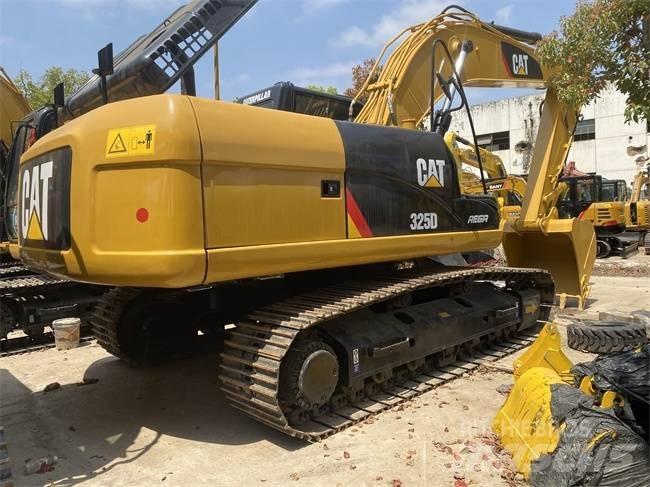 CAT 325 D Lánctalpas kotrók