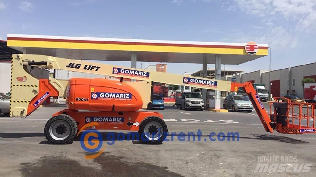 JLG 800 AJ Karos emelők