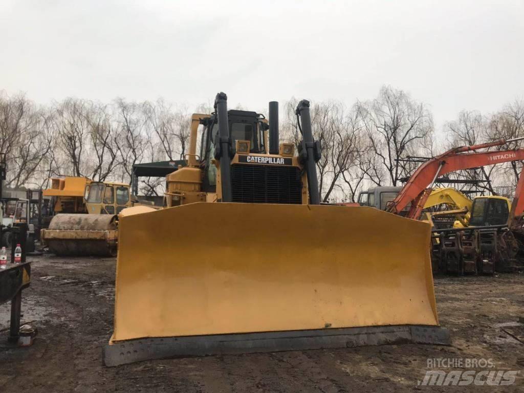 CAT D8N lánctalpas dózerek