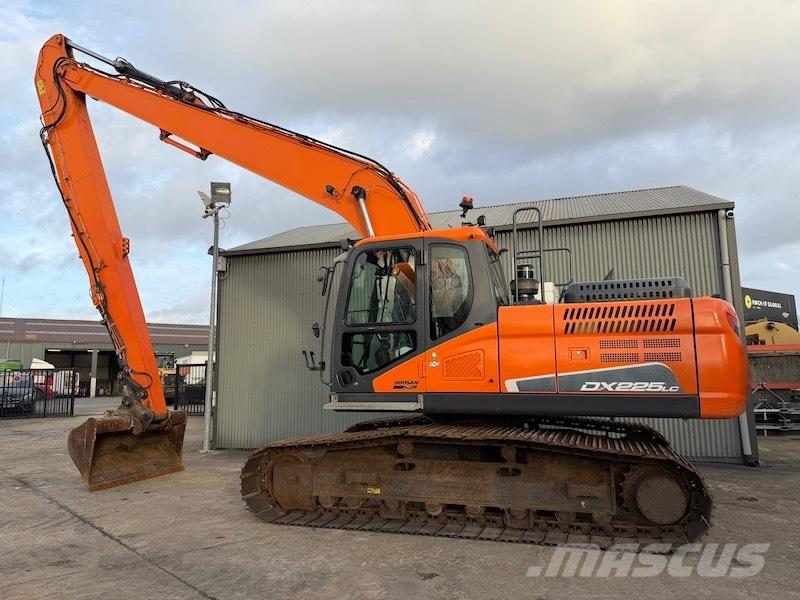 Doosan DX 225 LC-5 Hosszú gém kotrók